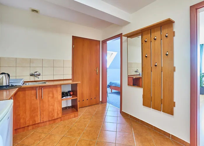 Avila Проживание в семье