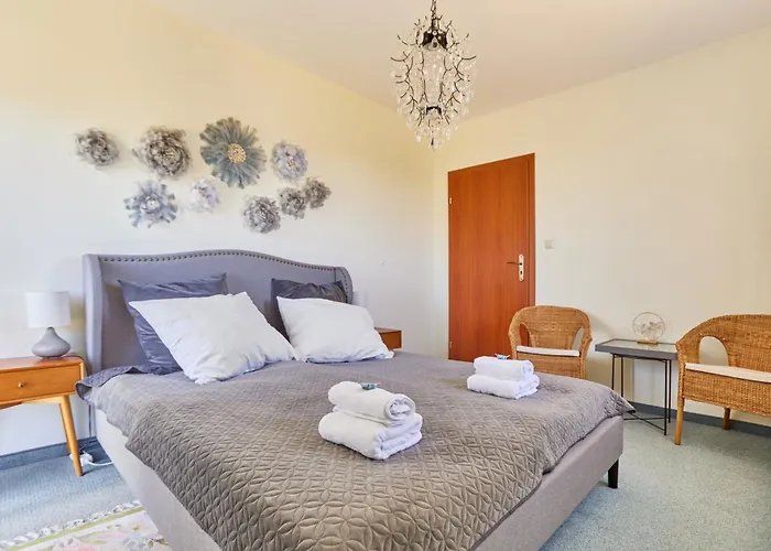 Проживание в семье Avila Нехоже